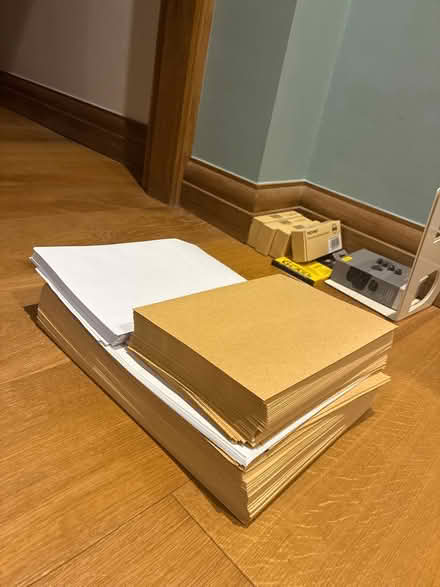 Photo of free Mixed A4/5 Envelopes (CR2) #1