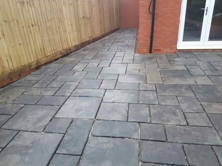 Photo of free Paving Slabs (Stratford-upon-Avon CV37) #1