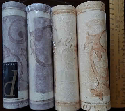 Photo of free 4 rolls wallpaper borders 17.5 cm (Oadby) #1