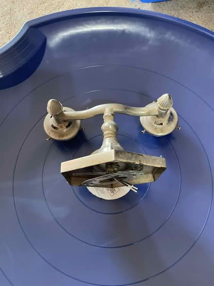 Photo of free Light fixtures (Livingston) #3