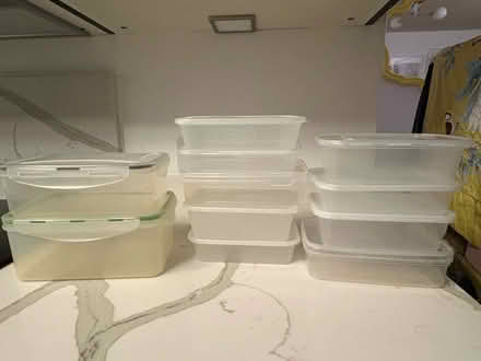 Photo of free 11 food containers (Shoreditch Park, Hoxton N1) #1