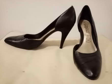 Photo of free Shoes (Victoria SW1) #2