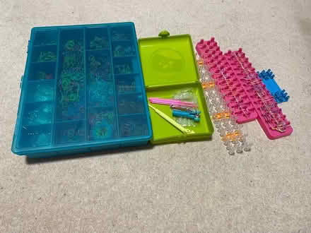 Photo of free Loom band complete set (RG6) #1