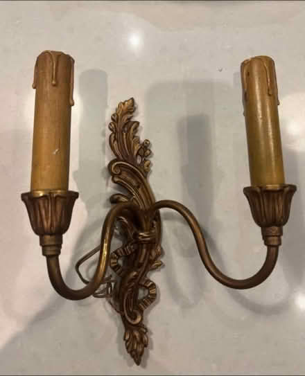 Photo of free At of two wall sconces (M4J 2X9) #1