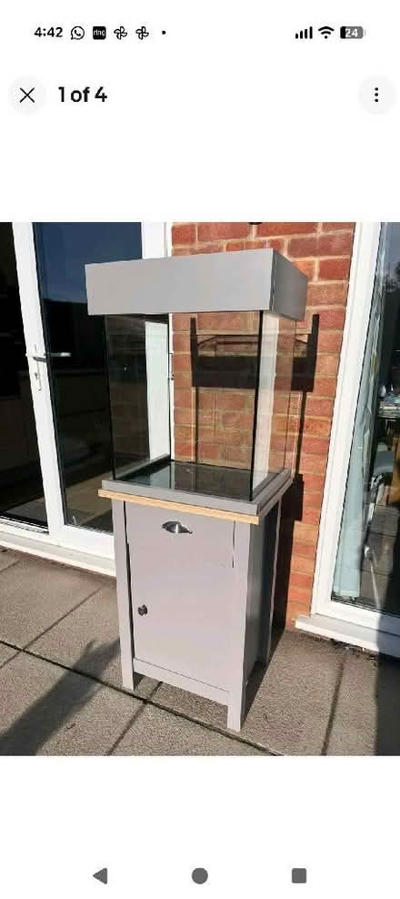 Photo of Fish tank (The Warren RG12) #1