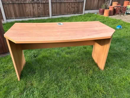 Photo of free office desk (Sunnyside) #1