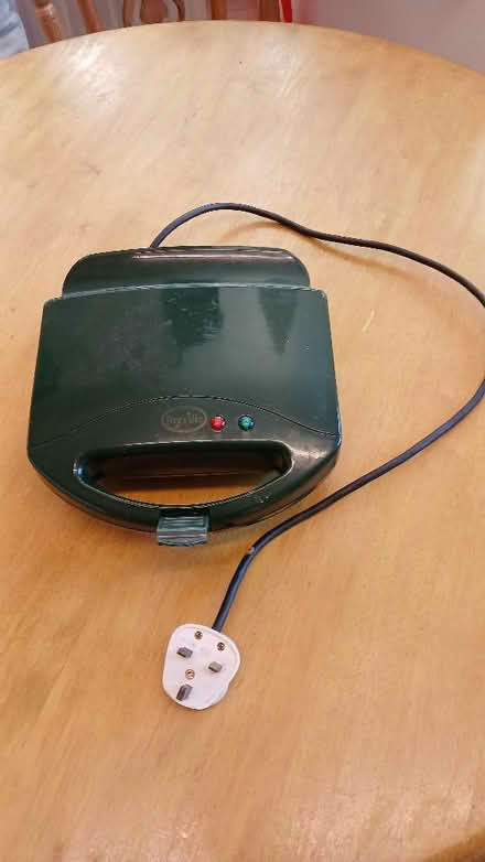 Photo of free Toastie maker (Newburgh KY14) #1