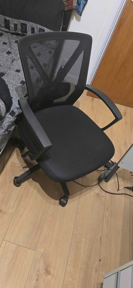 Photo of free Sofa (Stanmore HA7) #3