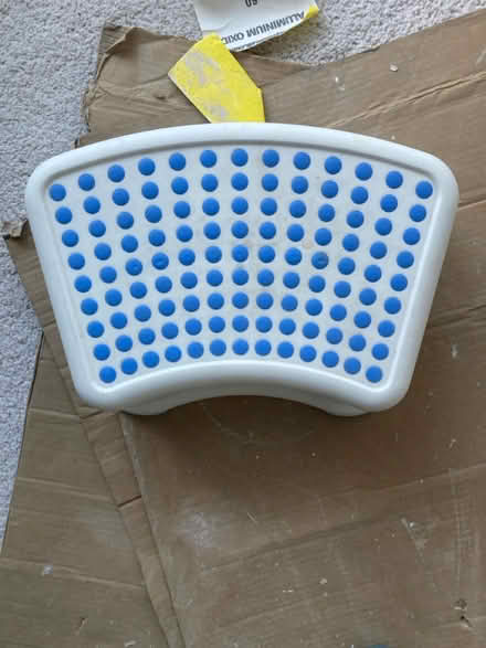 Photo of free Ikea child step (Bn113et) #2