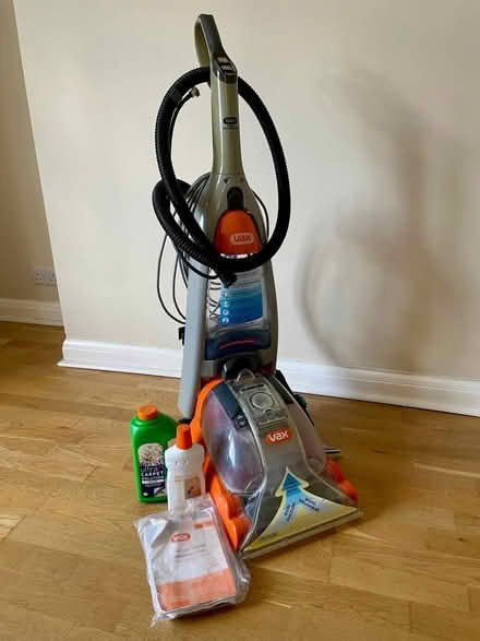 Photo of free Vax Carpet cleaner (Broadwater BN14) #1