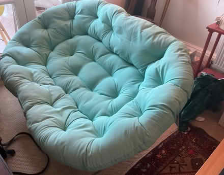 Photo of free Small sofa/chair (Henley-on-Thames RG9) #2