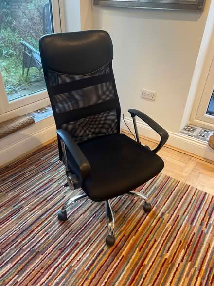 Photo of free Desk Chair (Barons Court W6) #1