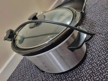 Photo of free Slow cooker (SE20) #2