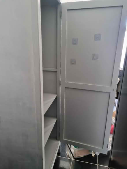 Photo of free Single strong wardrobe (Mitcham CR4) #2