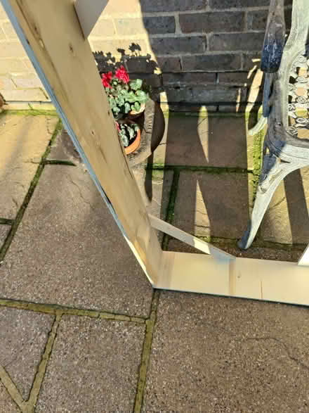 Photo of free Small wooden pallet (Pin Green SG1) #2