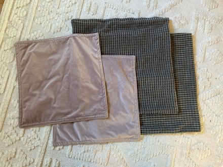 Photo of free 4 x cushion covers (Witney OX28) #1