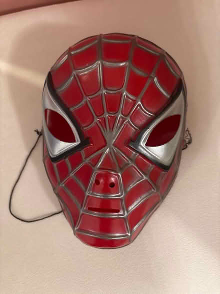 Photo of free Child’s Spider-Man mask (Ashford, Surrey TW15) #1