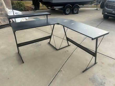 Photo of free I shaped computer desk (Close to Sandbridge area of VB) #1