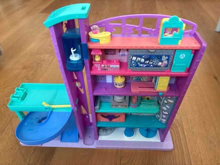 Photo of free Polly Pocket play set/house (SW12) #1