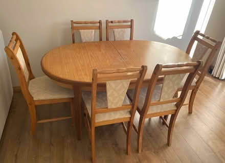 Photo of free Table & chairs (Cheshunt EN7) #1