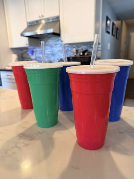 Photo of free 5 Large Hvy Duty Resuable Cups (Tempe, The Lakes) #2