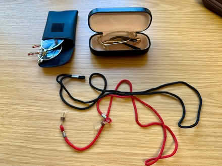 Photo of free SPECTACLES mixed (M33) #1