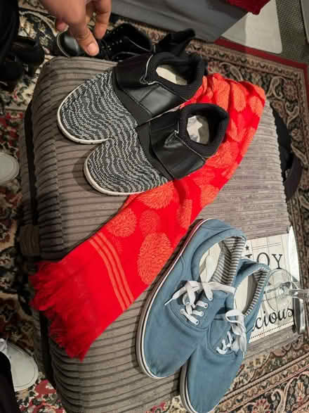 Photo of free Size 9 (E106dt) #1