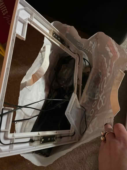 Photo of free Small 1ft tank with bits (St Albans AL1) #2