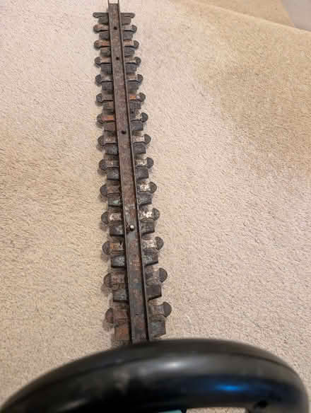 Photo of free Handheld Bosch Strimmer (Oughtibridge S35) #3