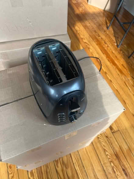 Photo of free Toaster (Dupont) #2