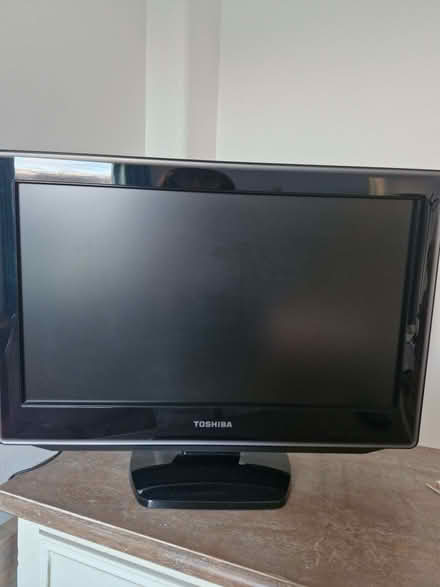 Photo of free TV/DVD Player (Currie EH14) #1