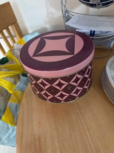 Photo of free Cake tin (Brierlow Bar SK17) #1