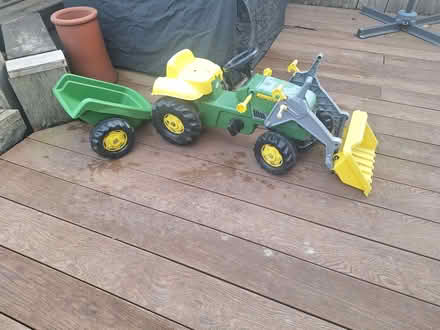 Photo of free Child's play tractor and trailer (Sunningdale SL5) #2