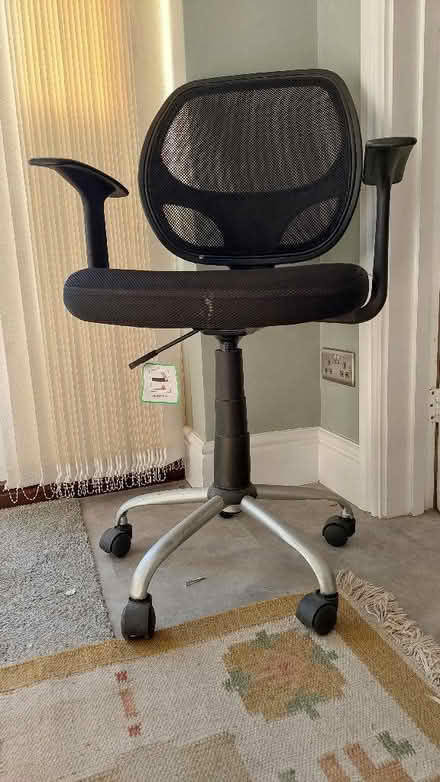 Photo of free Desk chair (Swinford OX29) #1