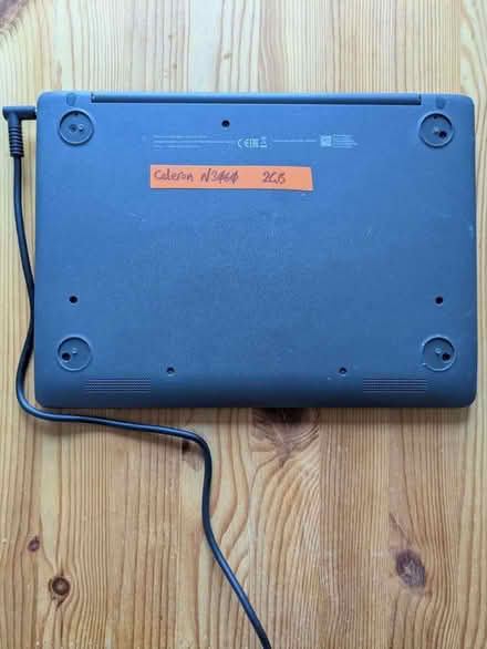 Photo of free Chromebook running Linux (Walthamstow, E17) #3