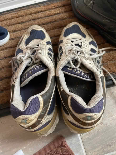 Photo of free Running shoes-Cooksvilles (l5b) #2