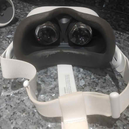 Photo of free VR Headset (Barking) #3