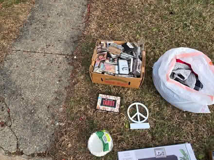 Photo of free Curb Alert (628 Longview dr) #3