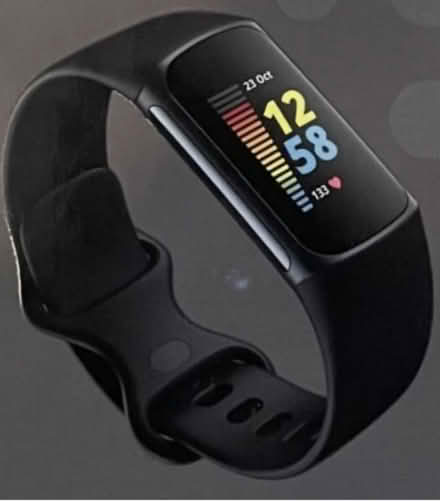 Photo of Fitbit Fitness Tracker (South Jan Jose, 95118) #1