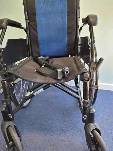 Photo of free Wheelchair (Hampton Hill TW12) #2