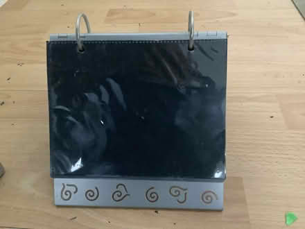 Photo of free Metal Desk top photo album (Brampton S40) #1