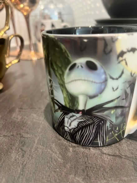 Photo of free Mugs and glasses (En5 2fd) #3