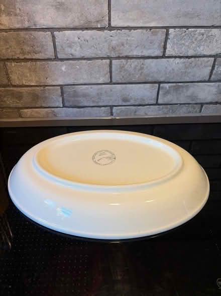 Photo of free Large off white oval bowl (Tilehurst RG30) #2