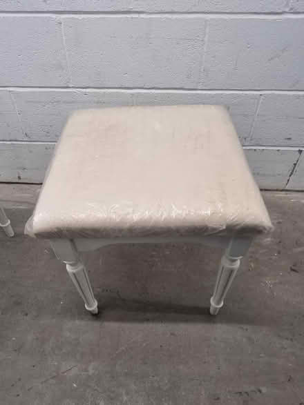 Photo of free White Wooden Vanity Stool (SW18) #1