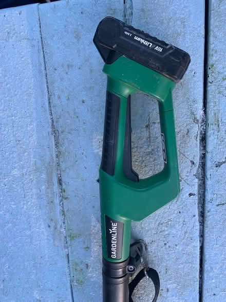 Photo of free Extendable cordless hedge trimmer (Presteigne LD8) #4