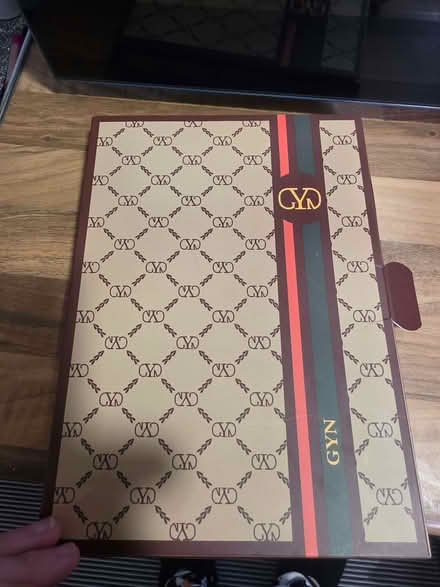 Photo of free Tooth brush set. Wax melts (Cavendish DE23) #2