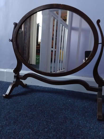 Photo of free Mirror (Lightpill GL5) #1