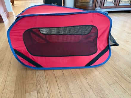 Photo of free Pet carrier (Paramus) #1