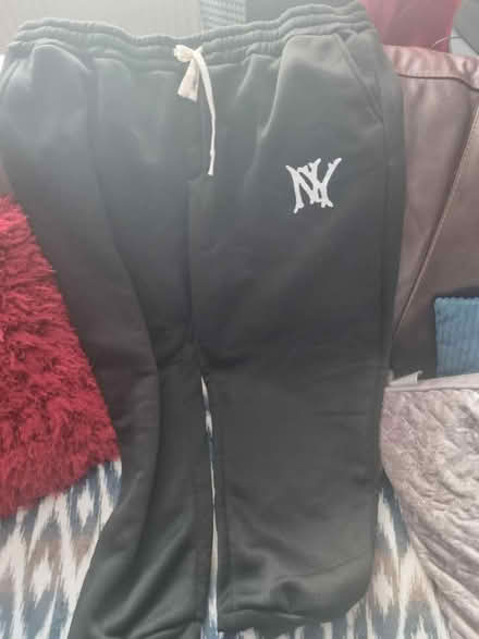 Photo of free men's trousers (Ombresy, Middlesbrough Ts7) #1