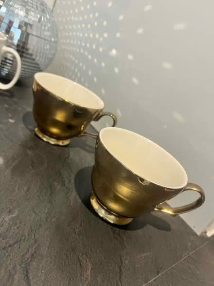 Photo of free Mugs and glasses (En5 2fd) #4